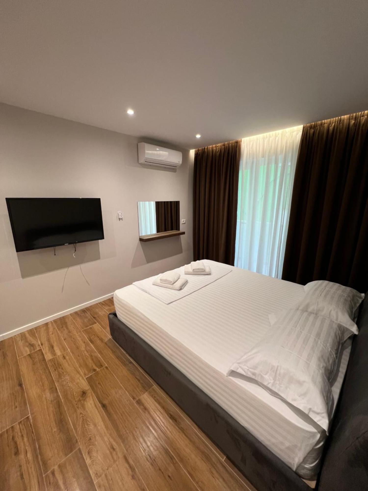 Tirana Central Stay Exterior foto